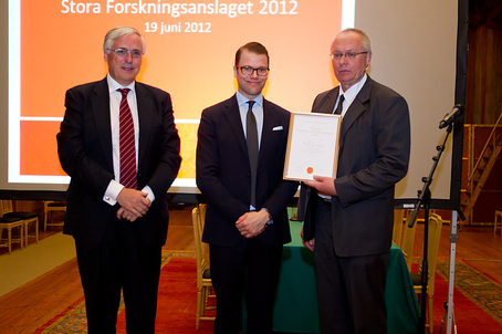 Staffan Josephson, generalsekreterare för Hjärt-Lungfonden, H.K.H Prins Daniel och Ulf Eriksson. Foto: Hjärt-lungfonden